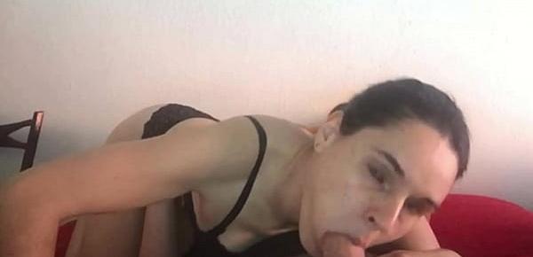  love this deepthroat and I cant hold to cum inside